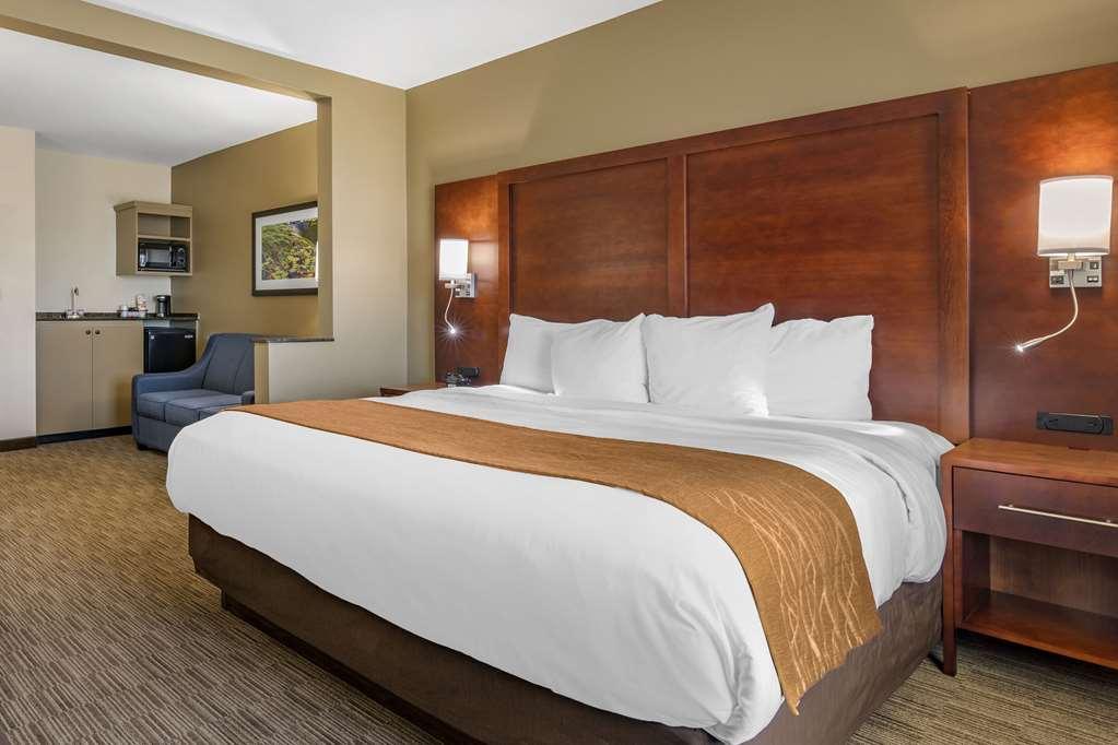 טיפטון Comfort Inn & Suites חדר תמונה